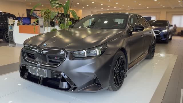 BMW M5 2026 - Интерьер и Экстерьер