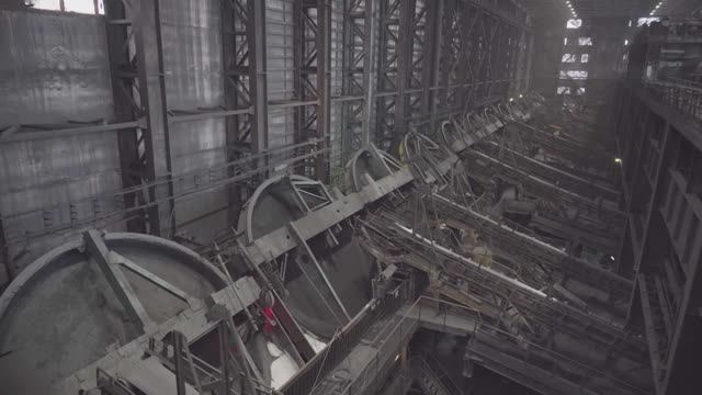 Одно из старейших подразделений ЛГОКа отмечает юбилей. 50 лет исполнилось фабрике окомкомкования