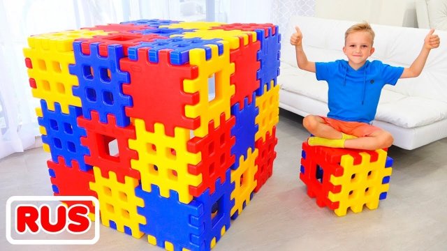 Влад и Ники играют в прятки вместе с мамой! Веселое видео для детей!