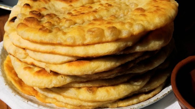 Татарские лепёшки к чаю. Готовятся быстро, просто и легко.