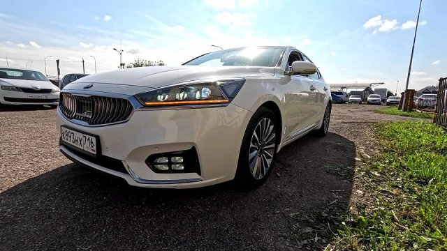 2018 KIA K7 НЕПРИТЯЗАТЕЛЬНЫЙ СЕДАН