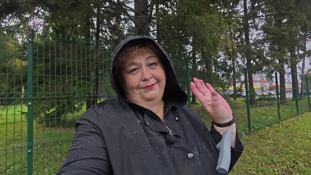 Наши покупки на ярмарке. Концерт и развлечения в день рождения нашего города.