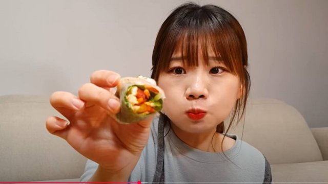 🔥🍲 Мукбанг и Mukbang: Острый Ттокбокки 🔥 Кимбап 🍙 Вьетнамские роллы 🌯 Жареная еда 🍤