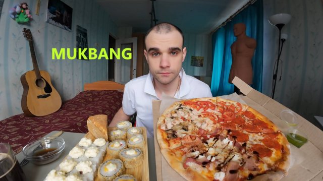 МУКБАНГ ПИЦЦА 4 ВКУСА В ОДНОЙ / PIZZA / РОЛЛЫ / ТОРТ МЕДОВИК / ИТИНГ АСМР