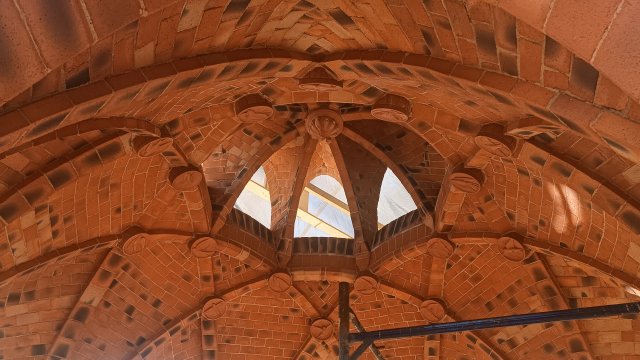 08-09-2025 смотрим беседку на 8и столбах