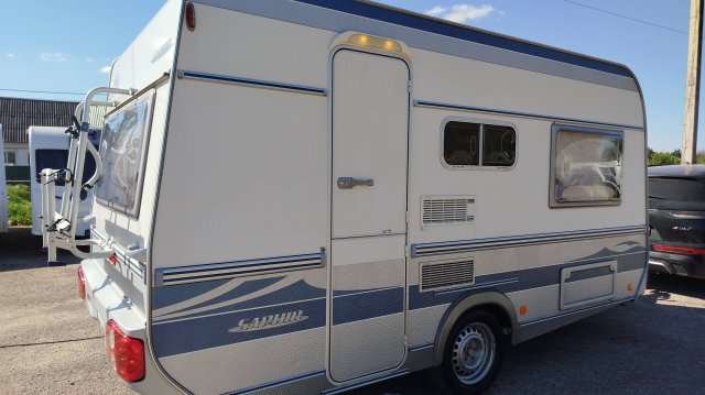 Немецкий малыш-крепыш,караван,автодом-турист Fendt Saphir на 4 места с палаткой.Категория прав В