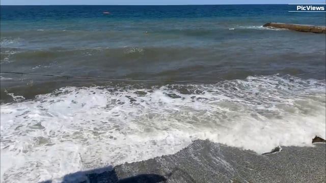 КРЫМ Алушта Центральный пляж сегодня 8 августа 2025. Море и погода в Крыму сейчас. Как выглядит пляж