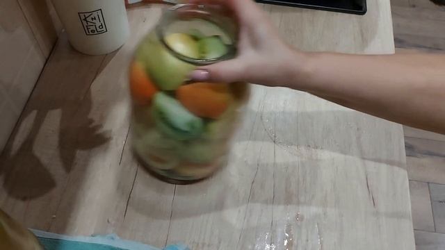 ЗЕЛЁНЫЕ ПОМИДОРЫ НА ЗИМУ...ОЧЕНЬ ВКУСНО 😋 😋 😋