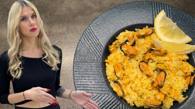 МИДИИ с РИСОМ на СКОВОРОДЕ. Быстро, просто и вкусно.