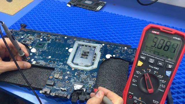 Ремонт АМЕРИКАНСКОГО DELL ALIENWARE P38E или как производитель НАМУДРИЛ, создав типовую проблему...