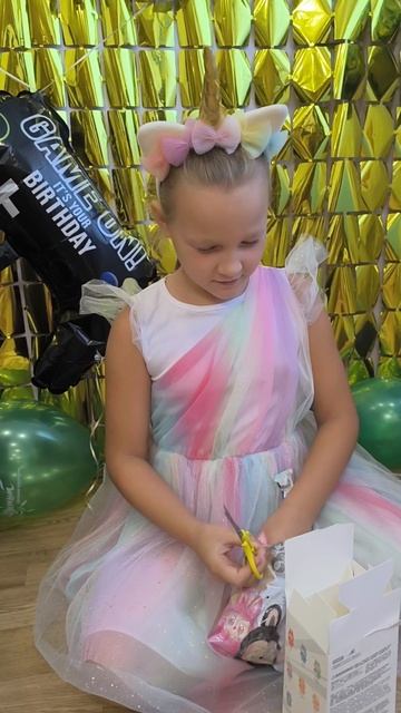 "Лабуба: Мгновения радости!" 🎉💫🤩