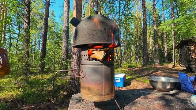 Второй день рыбалки на щучьих местах. Ловим щуку на живца. Два дня в тайге.