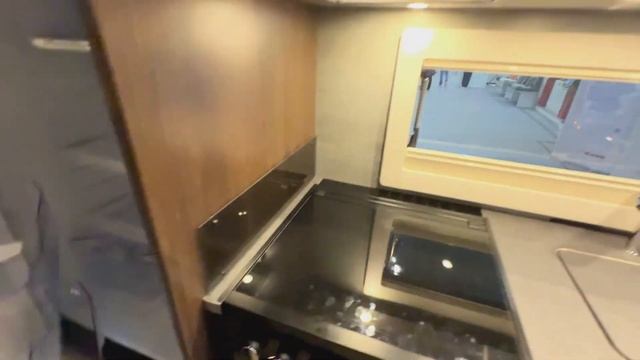 Скандинавский прицеп KABE Blue Edition 730 BFDS. Стоимость России 11 000 000 р.