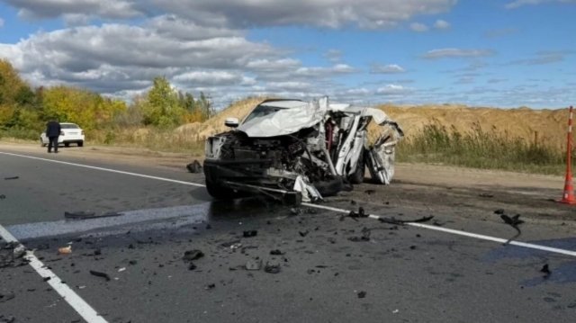 Аварии и ДТП НА ДОРОГАХ — летуны и водятлы не видят куда едут