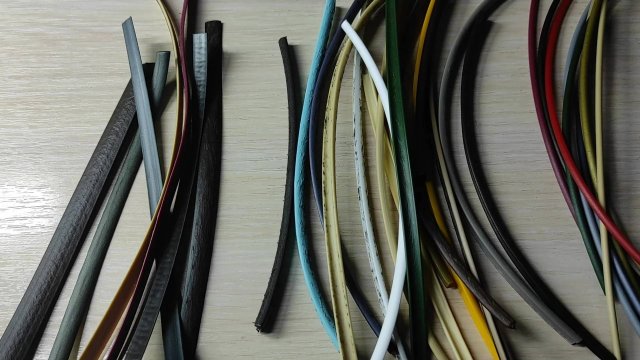 Ротанг для плетения кашпо. Чем он отличается друг от друга? Полутрубка, полумесяц, лента и пруток.