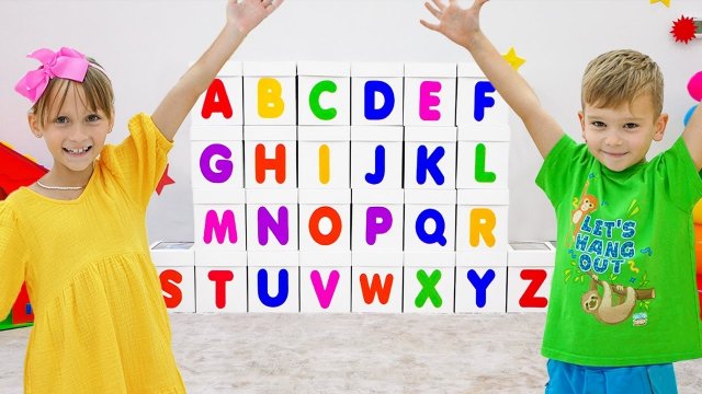 Дети изучают английский алфавит | ABC. Видео от Влада и Ники!