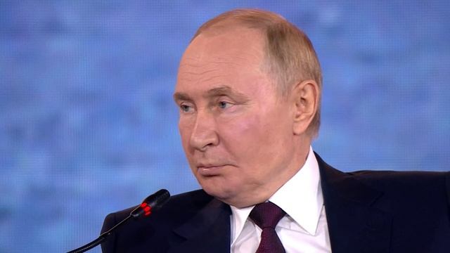 Путин рвёт шаблон: Россия уходит из сырьевой ловушки в высокие технологии!