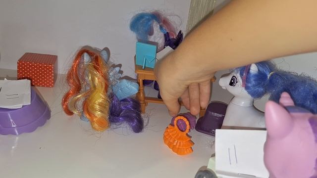 my littel pony/Радуга и девочки больше не друзья?