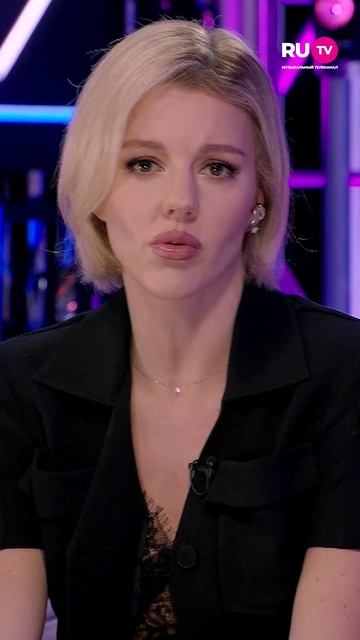 Как часто Юлианна Караулова ездит на метро? #юлианнакараулова #знаменитость #метро