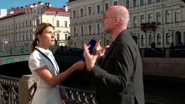 Американский дирижер Кристиан Кнапп рассказал, почему переехал в Петербург