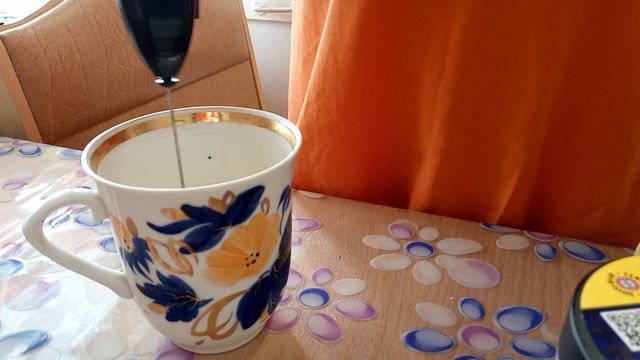 Готовлю кофе капучино