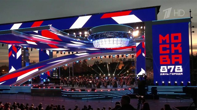 В столице все выходные будут проходить праздничные мероприятия в честь 878-летия Москвы
