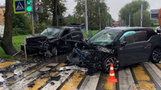 Аварии и ДТП НА ДОРОГАХ — летуны и водятлы не видят куда едут