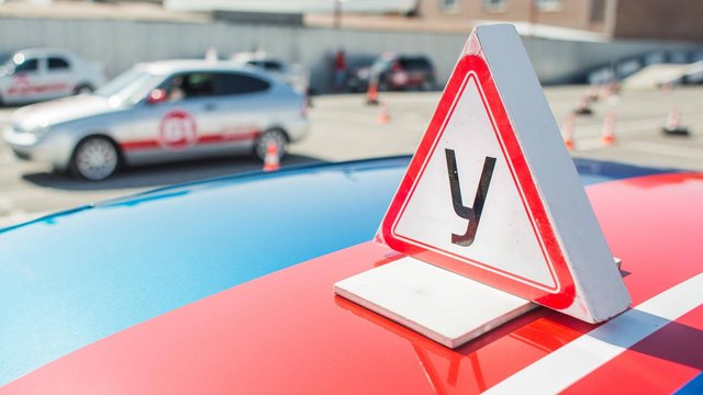 АВТОШКОЛЫ учат ОПАСНОМУ! вождению
