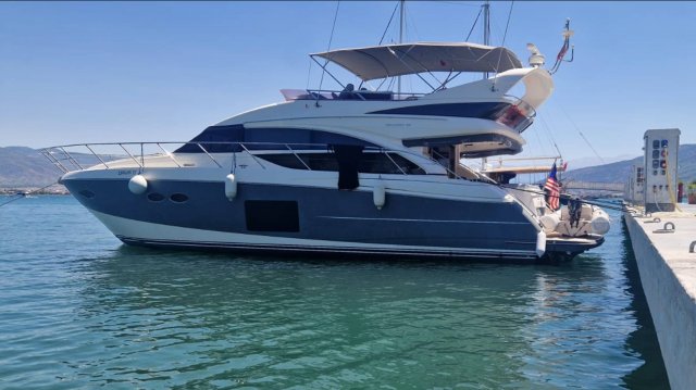 Яхта Princess 56 F_отличный размер для управления владельцем без капитана