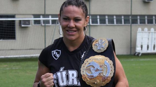 Крис Сайборг: Лучшие Бои и Нокауты Cамой Устрашающей Чемпионки MMA