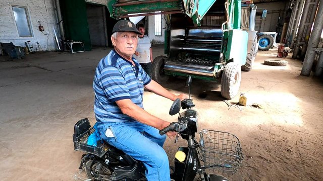Опять Александрович пригодился со своим опытом!