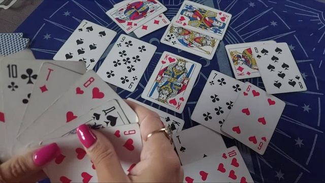 Что с Ним сейчас происходит? Его мысли? Его чувства? Что с порога ? И к Тебе? Гадание на картах.