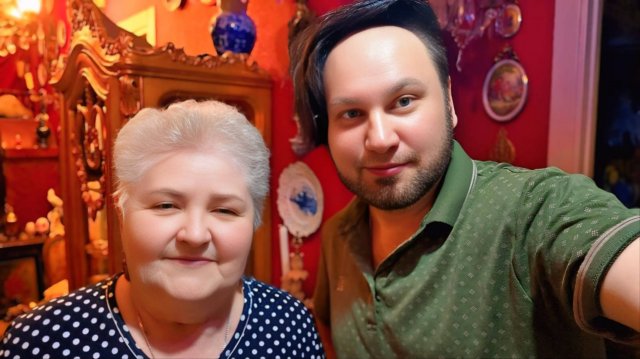 Блошиный рынок Иван Рыбников Мама поёт интерьер  Иван Рыбников