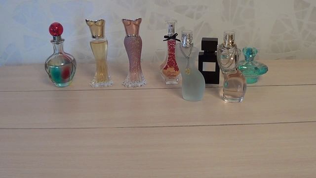 КОЛЛЕКЦИЯ АРОМАТОВ СЕЛЕБРЕТИ
