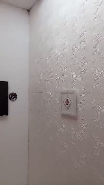 повторяем позы для йоги с сестрой