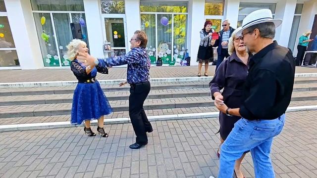 20.09.25г... "Белая Сирень"...