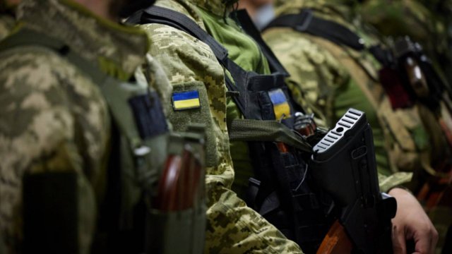 Цена человеческой жизни: Киев планирует воевать до последнего украинца