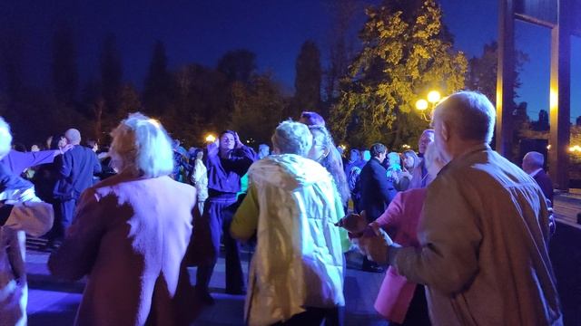 Закружилась..... 20.09.25.