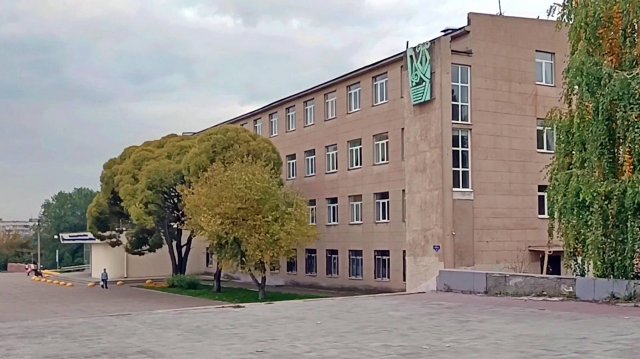 Магнитогорск, вечерняя прогулка по улицам и скверам Правобережного района (18.09.2025)