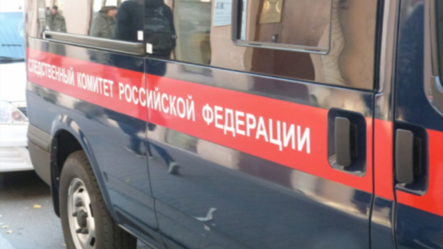 С журналистом Максимом Максимовым пришли попрощаться его коллеги и друзья