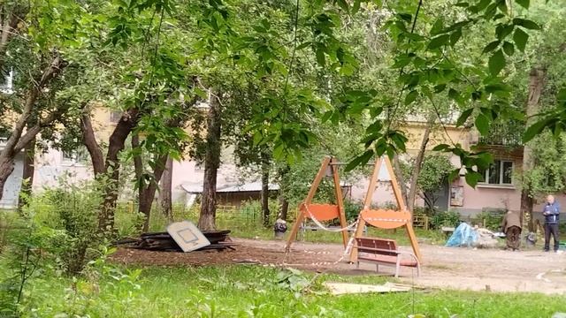 Детская площадка#А старая, была лучше😊