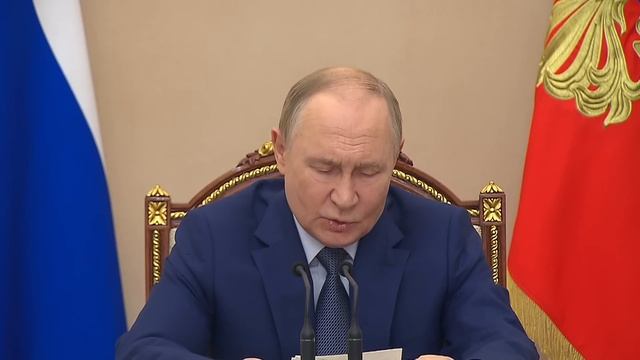 В.Путин предупредил:ядерный баланс рушится.
