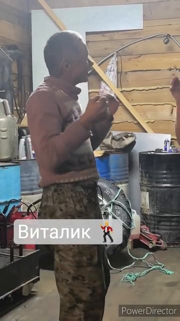 Виталик  танцор.