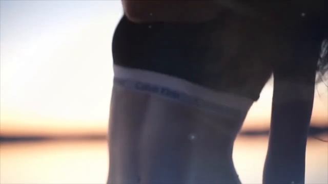 1000114389.mp4