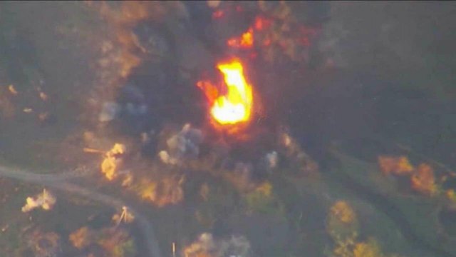 В Днепропетровской области военные РФ разбомбили мост, по которому боевики подвозили боеприпасы.