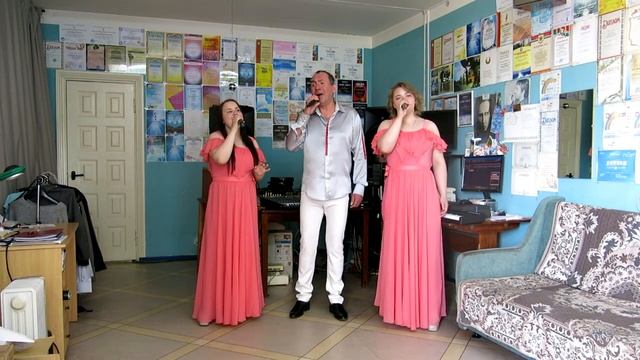 Народная вокальная группа "МакSимум" - "Алёша"