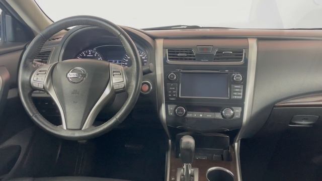 Nissan Teana 06452