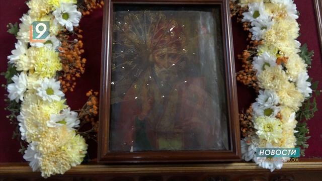 Старооскольцы смогли приложиться к уникальной иконе Николая Чудотворца