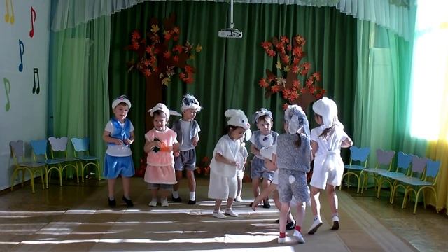 Музыкальная подвижная игра Медведь и зайцы МОУ СОШ Куимова  (Елочка)