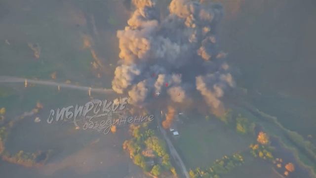 ✈️💥Прилет ФАБ-3000 УМПК по мосту через реку Соленая в селе Новопавловка Днепропетровской области…🗺